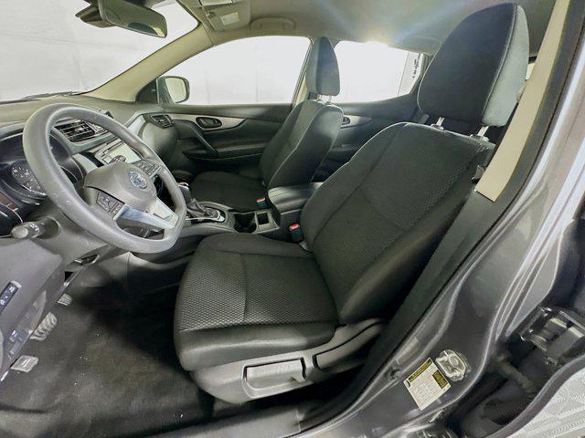 Photo of 2022 Gun Metallic Nissan Rogue Sport