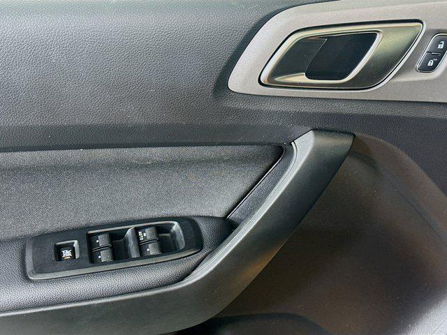 Photo of 2019 Saber Metallic Ford Ranger