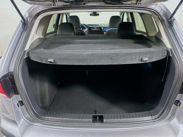 Photo of 2024 Pyrite Silver Metallic Volkswagen Taos