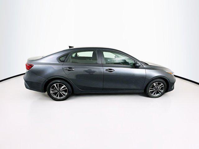 Photo of 2024 Gravity Gray Kia Forte