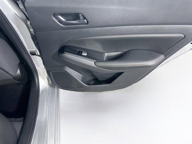 Photo of 2023 Brilliant Silver Metallic Nissan Altima