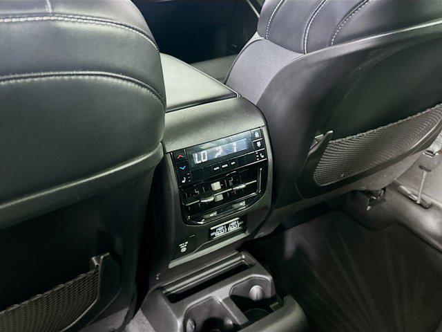 Photo of 2021 Bright White Clearcoat Jeep Grand Cherokee L