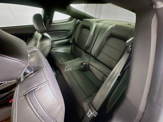 Photo of 2022 Oxford White Ford Mustang