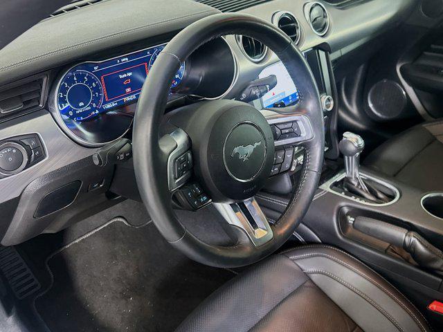 Photo of 2022 Oxford White Ford Mustang