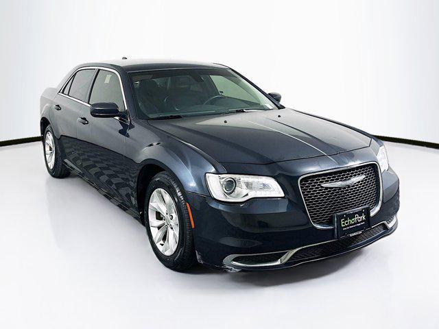 2016 Chrysler 300