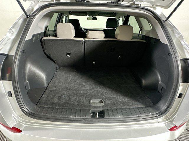 Photo of 2016 Molten Silver Hyundai TUCSON