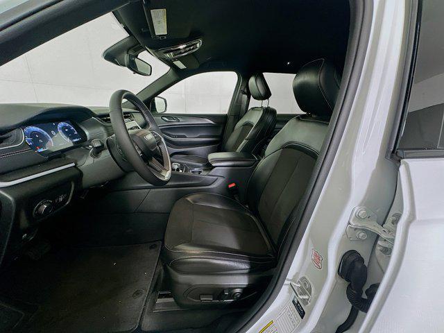 Photo of 2024 Bright White Clearcoat Jeep Grand Cherokee L