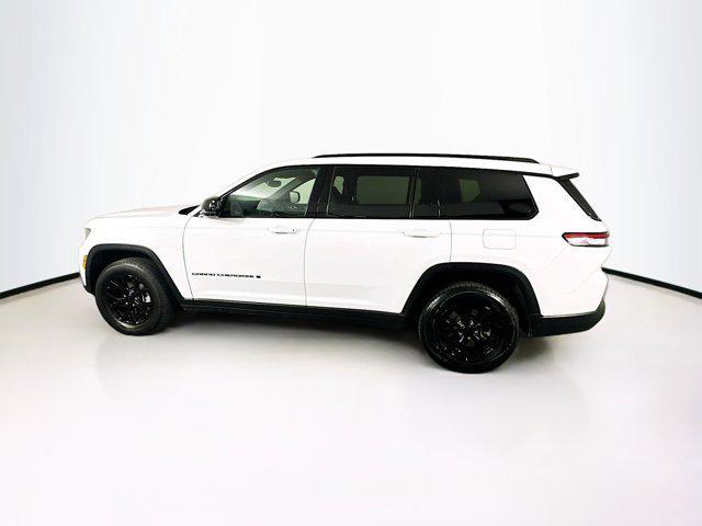 Photo of 2024 Bright White Clearcoat Jeep Grand Cherokee L