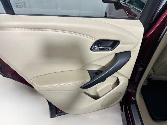 Photo of 2016 Basque Red Pearl II Acura RDX