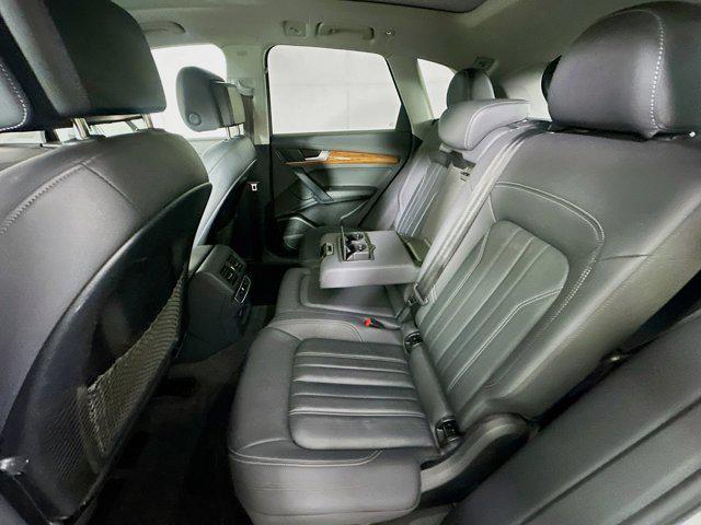 Photo of 2023 Ibis White Audi Q5