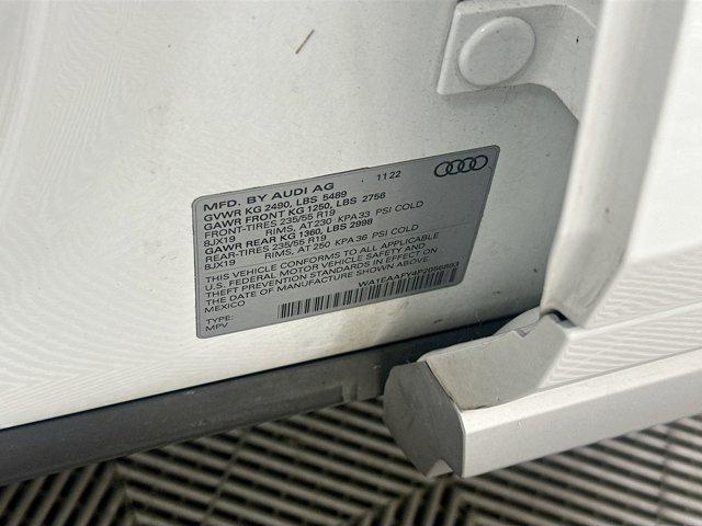 Photo of 2023 Ibis White Audi Q5