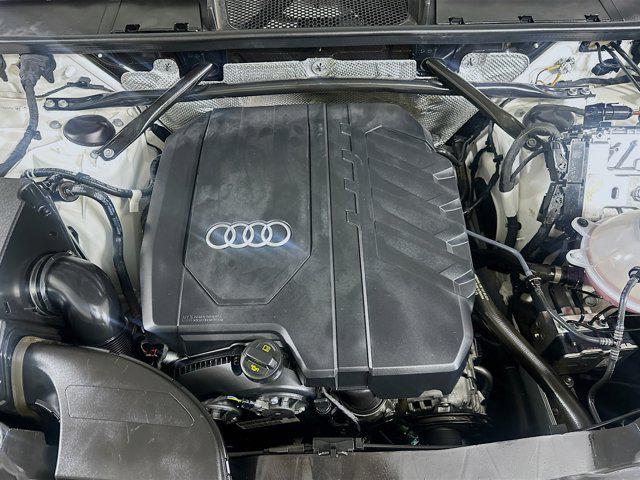 Photo of 2023 Ibis White Audi Q5