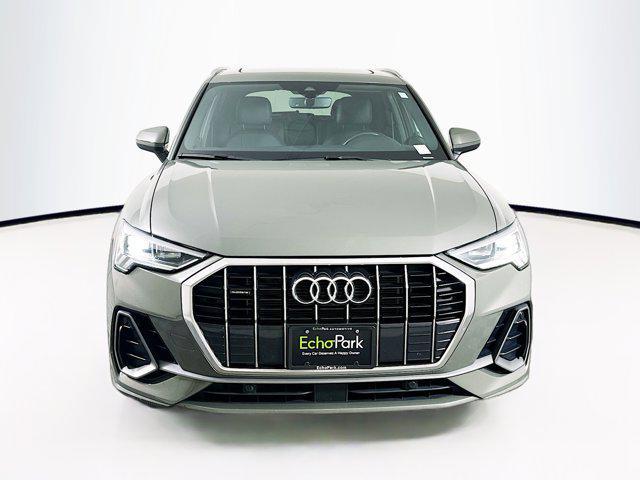 Photo of 2024 Chronos Gray Metallic Audi Q3