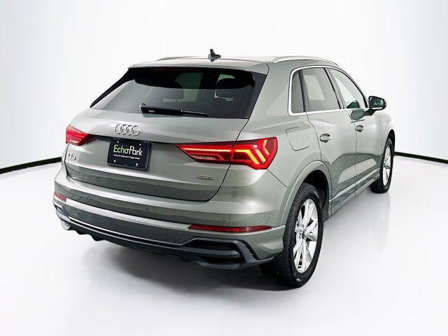 Photo of 2024 Chronos Gray Metallic Audi Q3