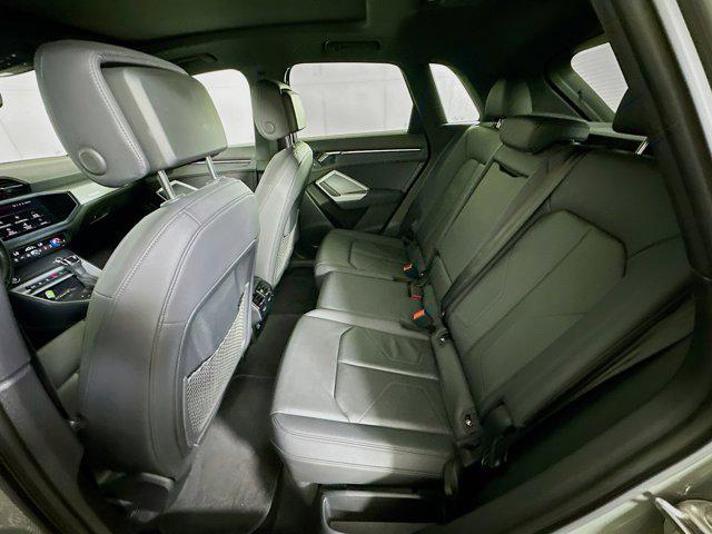 Photo of 2024 Chronos Gray Metallic Audi Q3