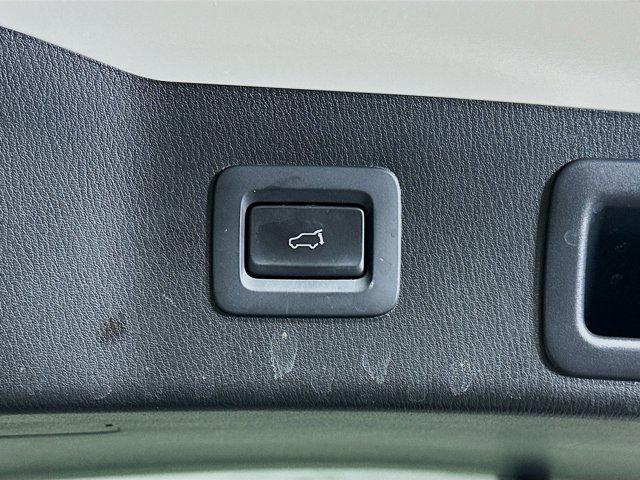 Photo of 2022 Snowflake White Pearl Mica Mazda CX-5