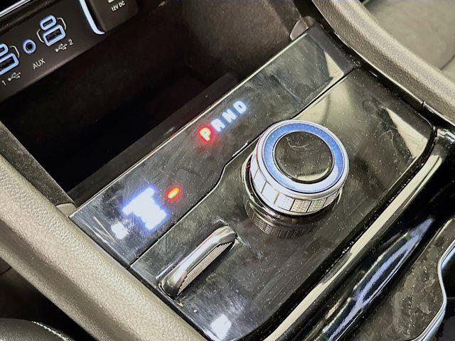 Photo of 2021 Baltic Gray Metallic Clearcoat Jeep Grand Cherokee L