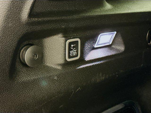 Photo of 2021 Baltic Gray Metallic Clearcoat Jeep Grand Cherokee L