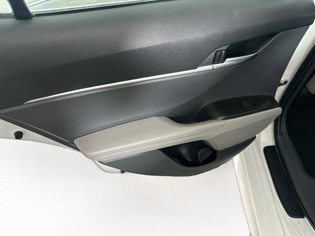 Photo of 2022 White Toyota Camry