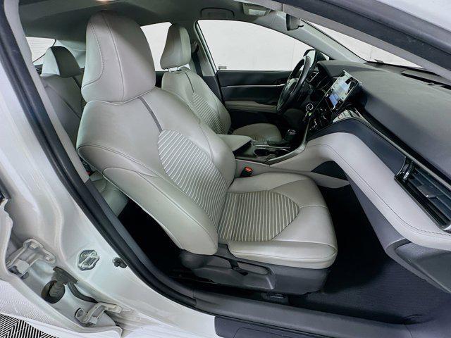 Photo of 2022 White Toyota Camry