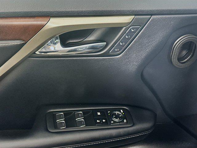 Photo of 2022 Nebula Gray Pearl Lexus RX 350