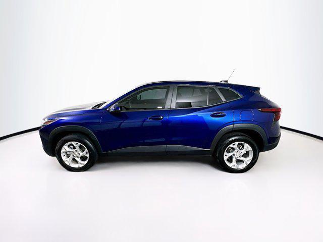 Photo of 2024 Blue Glow Metallic Chevrolet Trax