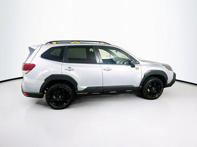 Photo of 2024 Ice Silver Metallic Subaru Forester