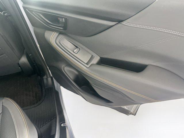 Photo of 2024 Ice Silver Metallic Subaru Forester