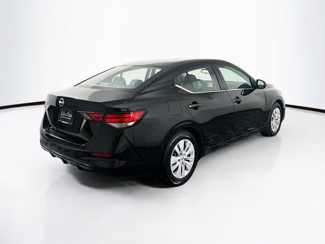 Photo of 2024 Super Black Nissan Sentra