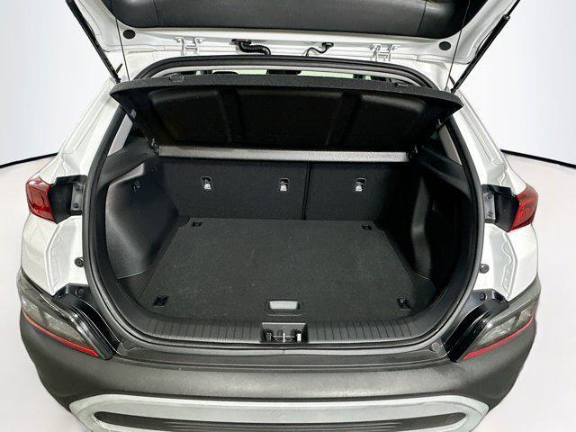 Photo of 2023 Lunar White Hyundai KONA