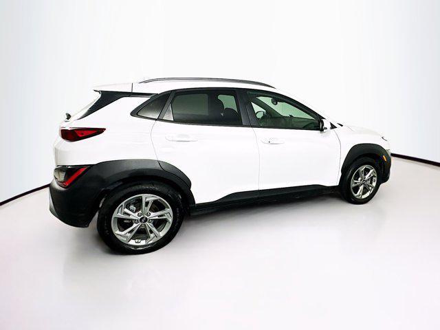 Photo of 2023 Lunar White Hyundai KONA