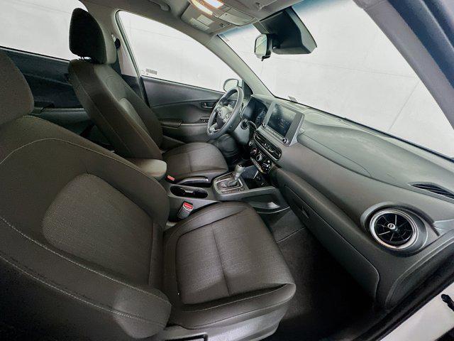 Photo of 2023 Lunar White Hyundai KONA