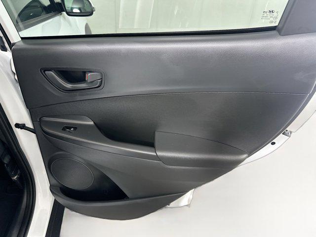 Photo of 2023 Lunar White Hyundai KONA
