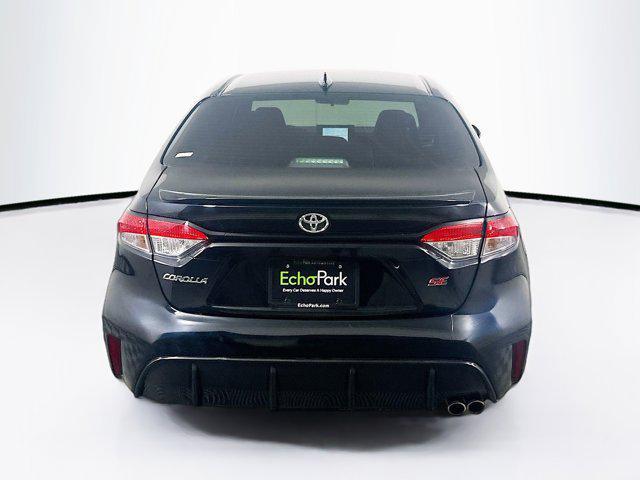 Photo of 2023 Midnight Black Metallic Toyota Corolla