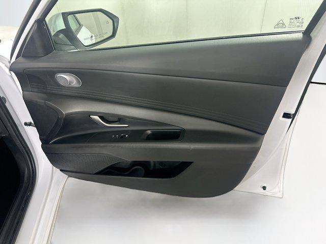 Photo of 2024 Serenity White Hyundai ELANTRA