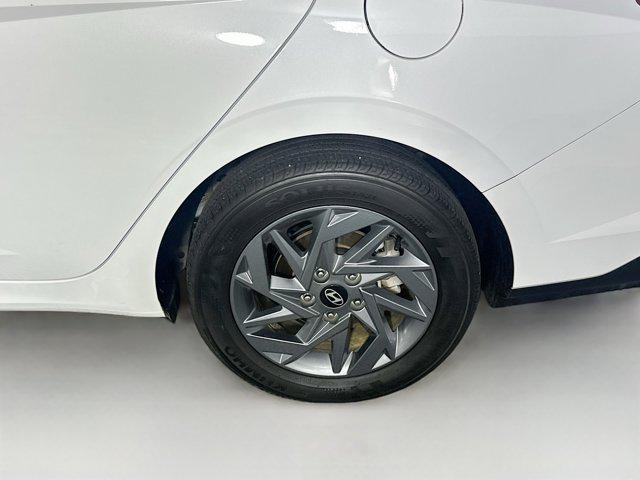 Photo of 2024 Serenity White Hyundai ELANTRA