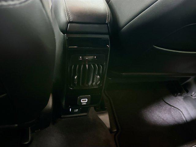 Photo of 2022 Granite Crystal Metallic Clearcoat Jeep Compass