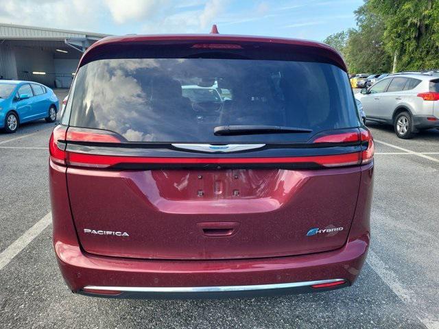 Photo of 2021 Velvet Red Pearlcoat Chrysler Pacifica Hybrid