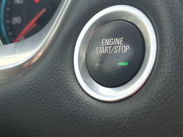 Photo of 2021 Mosaic Black Metallic Chevrolet Traverse