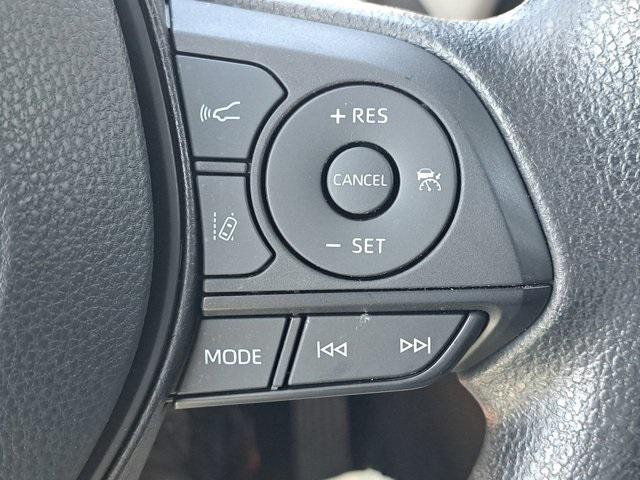 Photo of 2022 Silver Sky Metallic Toyota RAV4 Hybrid