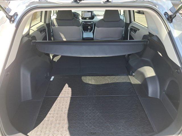 Photo of 2022 Silver Sky Metallic Toyota RAV4 Hybrid