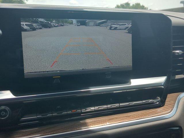Photo of 2022 Northsky Blue Metallic Chevrolet Silverado 1500