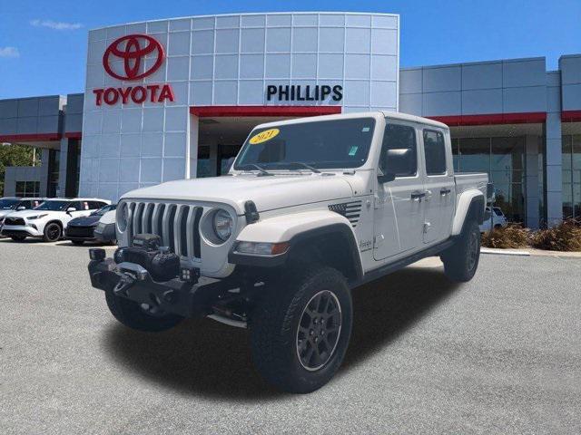 Photo of 2021 Bright White Clearcoat Jeep Gladiator