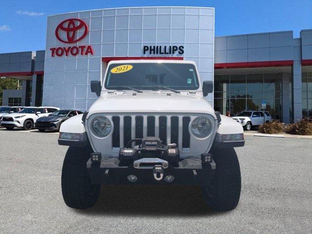 Photo of 2021 Bright White Clearcoat Jeep Gladiator