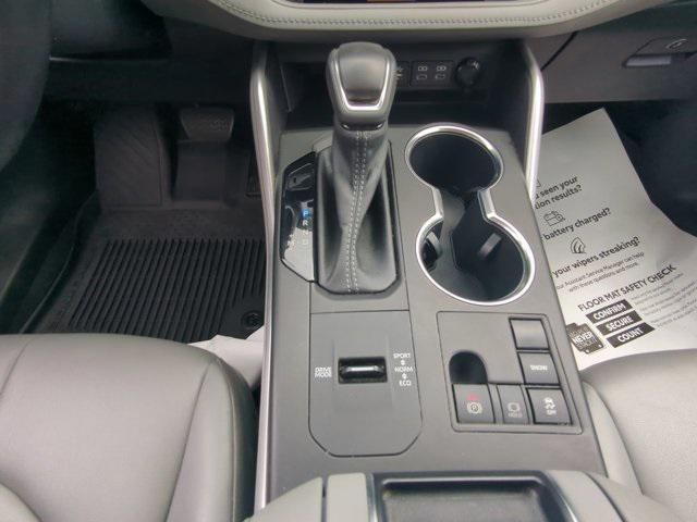 Photo of 2023 Ruby Toyota Highlander