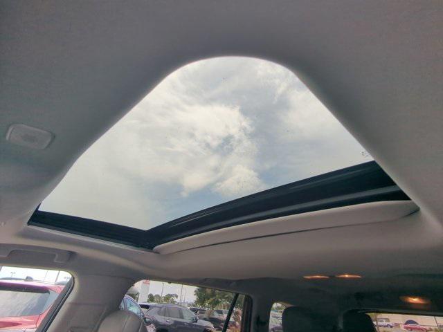 Photo of 2023 Ruby Toyota Highlander
