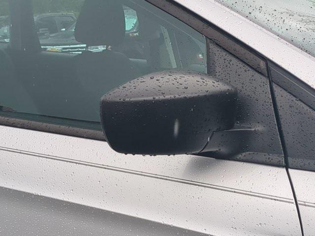 Photo of 2017 Ingot Silver Ford Escape
