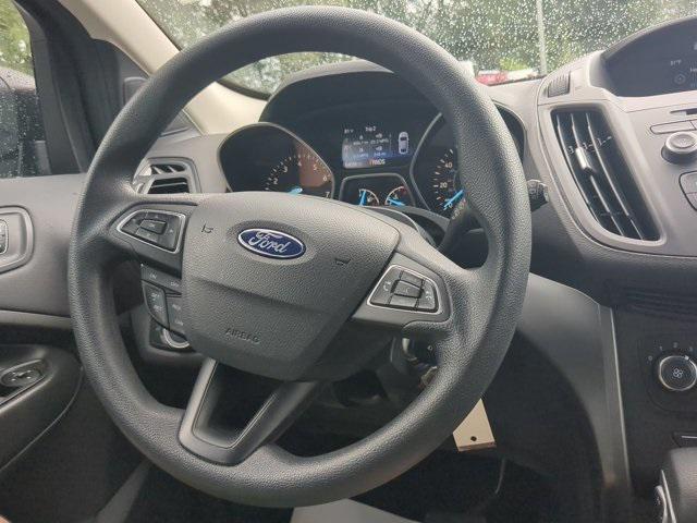 Photo of 2017 Ingot Silver Ford Escape