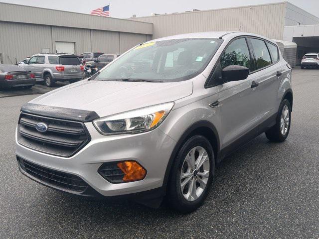 Photo of 2017 Ingot Silver Ford Escape