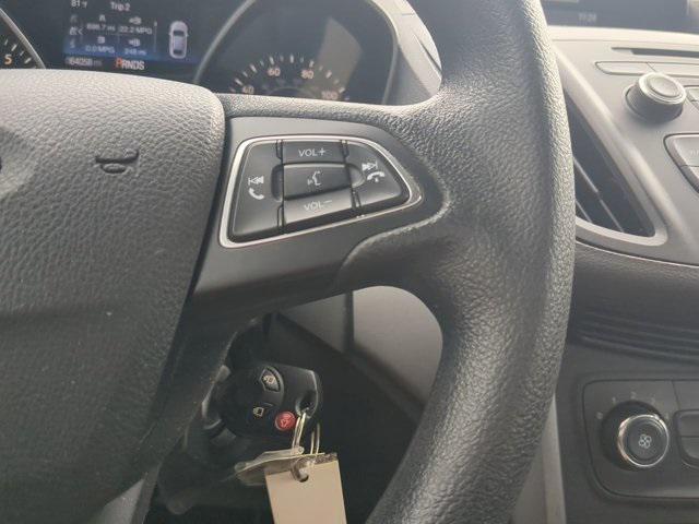 Photo of 2017 Ingot Silver Ford Escape